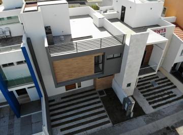 Casa · 172m² · 3 Recámaras · 2 Estacionamientos · Se Vende Hermosa Casa en El Mirador, Roof Garden, Hermosa VI