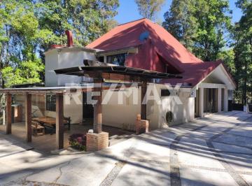 Casa · 421m² · 4 Recámaras · 8 Estacionamientos · Casa en Venta en Jilotzingo - (4)