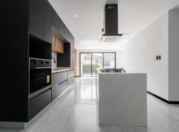 Casa en condominio de 4 habitaciones, San Andrés Cholula · Casa Nueva en Venta con Recámara en Planta Baja en La Vista Country Club