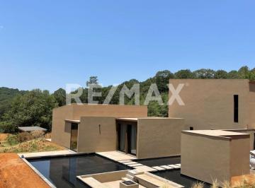 Inmueble productivo urbano · 4 Recámaras · Desarrollo en Venta - (4)