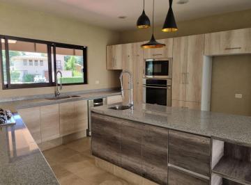 5dd216baab0c546a4d47429ef018eb94336c0c65dbb97d3f16f097c4552dfcc7 · Casa en Venta en "La Querencia"