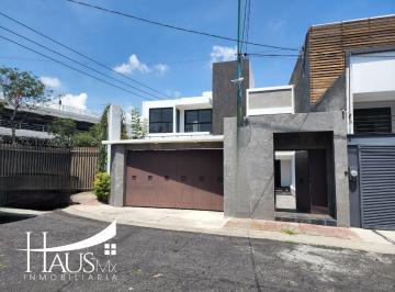 Casa de 3 habitaciones, Coyoacán · Casa en Venta en Colonia Insurgentes Cuicuilco