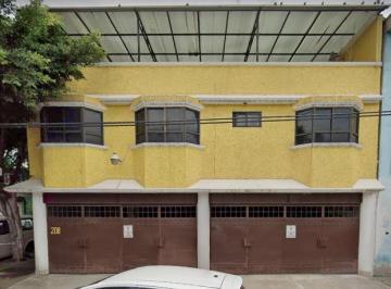Casa de 5 habitaciones, Iztacalco · Casa en Venta en San Pedro, Iztacalco