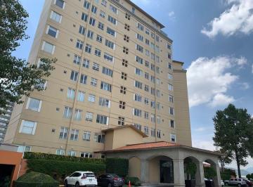 Departamento · 250m² · 3 Recámaras · 3 Estacionamientos · Bosque Real - (4)