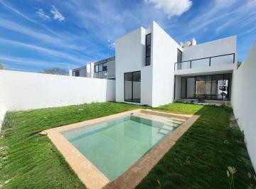 Casa de 3 habitaciones, Mérida · Casa en Venta en Privada Residencial en Conkal, Mérida