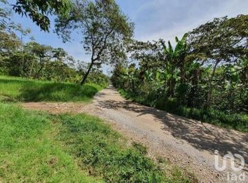 Terreno / Lote · 940m² · Venta de Terreno en San Marcos de León, Xico, Veracruz. 940 m²