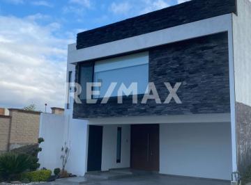 Casa en condominio · 360m² · 3 Recámaras · 2 Estacionamientos · Casa en Renta Lomas de Angelopolis Puebla - (4)