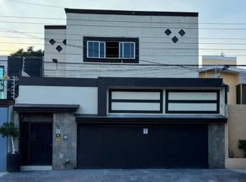 Departamento compartido de 5 habitaciones, Zapopan · Renta de Habitaciones Para Estudiantes