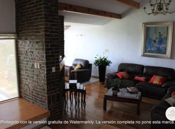 Casa de 3 habitaciones, Alvaro Obregón · Residencia en 570 m² de Terreno | Jardín + 5 Autos | Lomas de Las Águilas