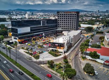 Local en centro comercial de 1 habitación, Querétaro · Gran Oportunidad Local en Renta en Planta Alta en Av Universidad y 5 de Febrero