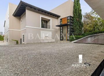 d0c66b7b48154a223085894955c1d2d43004538706ce841167cc5c1009736977 · Residencia de Lujo en Venta en Bosque Real
