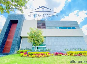Casa en condominio de 4 habitaciones, Zapopan · Lujosa Residencia en Venta Bosque de Los Lagos Zapopan