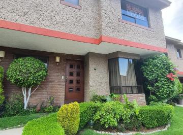 Casa · 198m² · 3 Recámaras · 2 Estacionamientos · Casa - Jesús del Monte