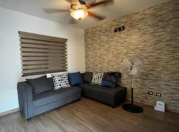Casa de 3 habitaciones, Saltillo · Venta de Casa en Fracc. El Rosario