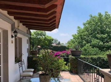 Casa · 760m² · 4 Recámaras · 4 Estacionamientos · Jardines del Pedregal. Casa en Venta