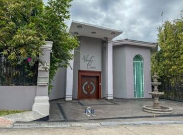 Casa de 4 habitaciones, Zapopan · Casa en Venta Coto Castilla La Nueva