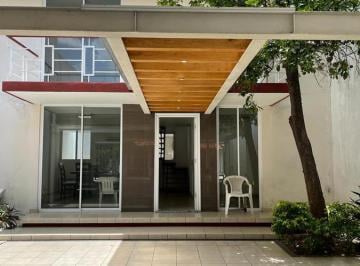 Oficina · 250m² · 3 Recámaras · 2 Estacionamientos · Oficina - Carrizal