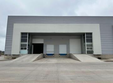 Bodega comercial · 840m² · 8 Estacionamientos · Renta Bodega Industrial 840 m²
