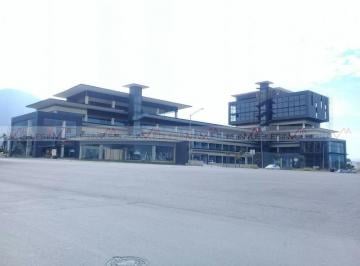 Local comercial · 97m² · 1 Recámara · 2 Estacionamientos · Local Comercial en Renta en Gran Reserva