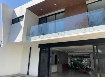 Casa de 3 habitaciones, Cuernavaca · Casa en Venta en Privada, Rancho Cortés Cuernavaca