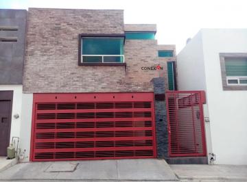 Casa de 3 habitaciones, Monterrey · Casa en Venta en Cumbres Elite de 3 Rec + Cuarto de Servicio!