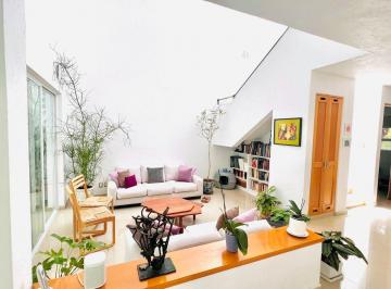 Casa de 4 habitaciones, Cuernavaca · Casa con Alberca y Seguridad Dentro de Residencial San Juan
