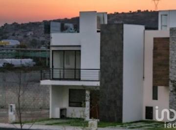 Casa · 148m² · 2 Recámaras · 1 Estacionamiento · Casa en Venta en Pachuca de Soto, Hidalgo