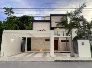 Casa de 3 habitaciones, Tulum · Casa en Venta en Playa del Carmen, a 10 Minutos de La Quinta Av!