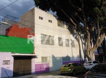 Casa uso de suelo · 413m² · 2 Estacionamientos · Casa con Uso de Suelo Comercial - (4)