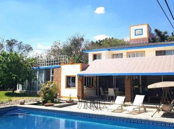 Casa de 5 habitaciones, Tepoztlán · Casa en Renta en Tepoztlán Morelos, con Alberca