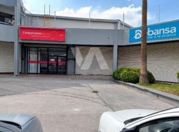 Local comercial , Saltillo · Amplio Local Ideal Para Oficinas en Plaza La Fuente