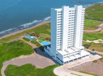Departamento · 300m² · 4 Recámaras · 3 Estacionamientos · Torre Ximara Penthouse con Vista Al Mar