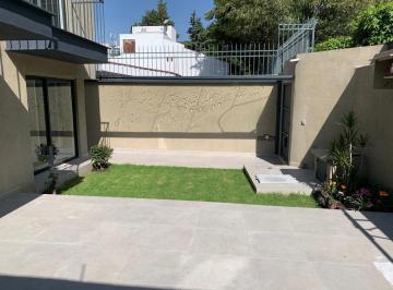 Casa · 350m² · 3 Recámaras · 2 Estacionamientos · Casa - Parques de La Herradura