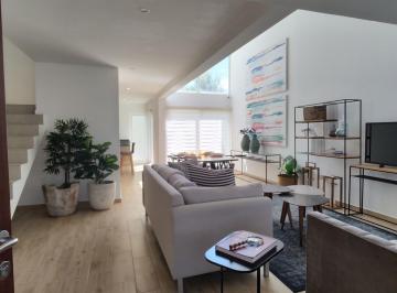 Casa · 242m² · 3 Recámaras · 2 Estacionamientos · Casa Venta Zibatá El Nuevo Querétaro. Estrena