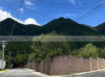 Terreno / Lote · 1334m² · Terreno / Lote en Venta en Privada El Uro