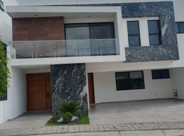 Casa de 5 habitaciones, San Andrés Cholula · Espectacular Casa en Renta Lomas de Angelópolis. 4 Recámaras Una en Planta Baja