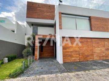 Casa · 854m² · 4 Recámaras · 3 Estacionamientos · Casa en Venta - (4)