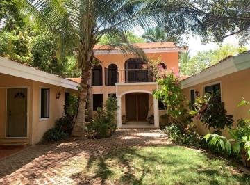 771f0580e929829411d0f9abb82e38c1a25d87f01cb82cb6820190b5f5d28d2d · Casa con La Mejor Vista Al Campo de Golf Dentro de Privada La Ceiba