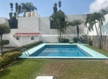 Casa de 5 habitaciones, Cuernavaca · Reforma