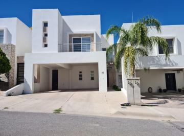 Casa de 3 habitaciones, Chihuahua · Casa en Renta Rinconadas del Valle Fraccionamiento Privado Excelente