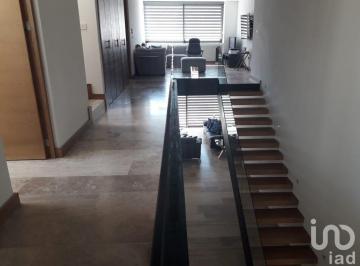 Casa · 454m² · 3 Recámaras · 3 Estacionamientos · Casa en Venta en Club de Golf La Loma en San Luis Potosí