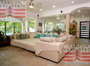 Casa · 934m² · 8 Recámaras · Casa - Playa del Carmen