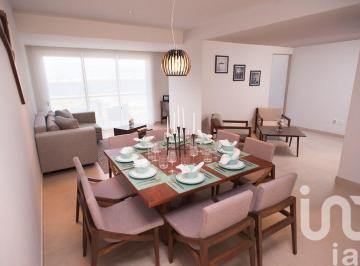 Departamento · 118m² · 2 Recámaras · 2 Estacionamientos · Departamento de 2 Recamaras con Vista Al Mar Caribe y Laguna en Cancun