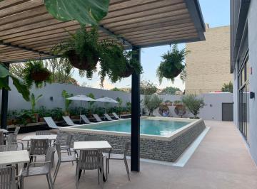Terraza y Alberca · Excelente Departamento. Yatta Living, Vallarta Universidad.