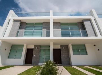 Casa de 4 habitaciones, Zapopan · Casas en Venta en Natura Bosque Residencial - Modelo 4