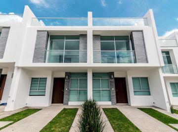 Casa de 3 habitaciones, Zapopan · Casas en Venta en Natura Bosque Residencial Modelo 2a