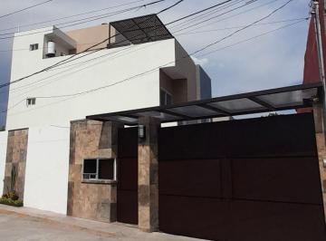 Casa · 140m² · 3 Recámaras · 2 Estacionamientos · Casa en Privada en Civac Jiutepec - Maz - 1414 - Cp
