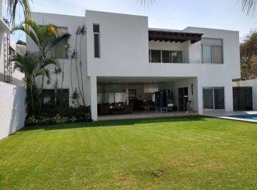 Casa · 525m² · 5 Recámaras · 6 Estacionamientos · Casa en Fraccionamiento en Vista Hermosa Cuernavaca - Maz - 917 - Fr