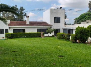 Casa · 152m² · 4 Recámaras · 5 Estacionamientos · Casa Comercial en Ahuatepec Cuernavaca - Maz - 106 - Cc