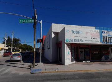 Local comercial , Juárez · Excelente Local Comercial en Esquina con Super Trafico de Personas